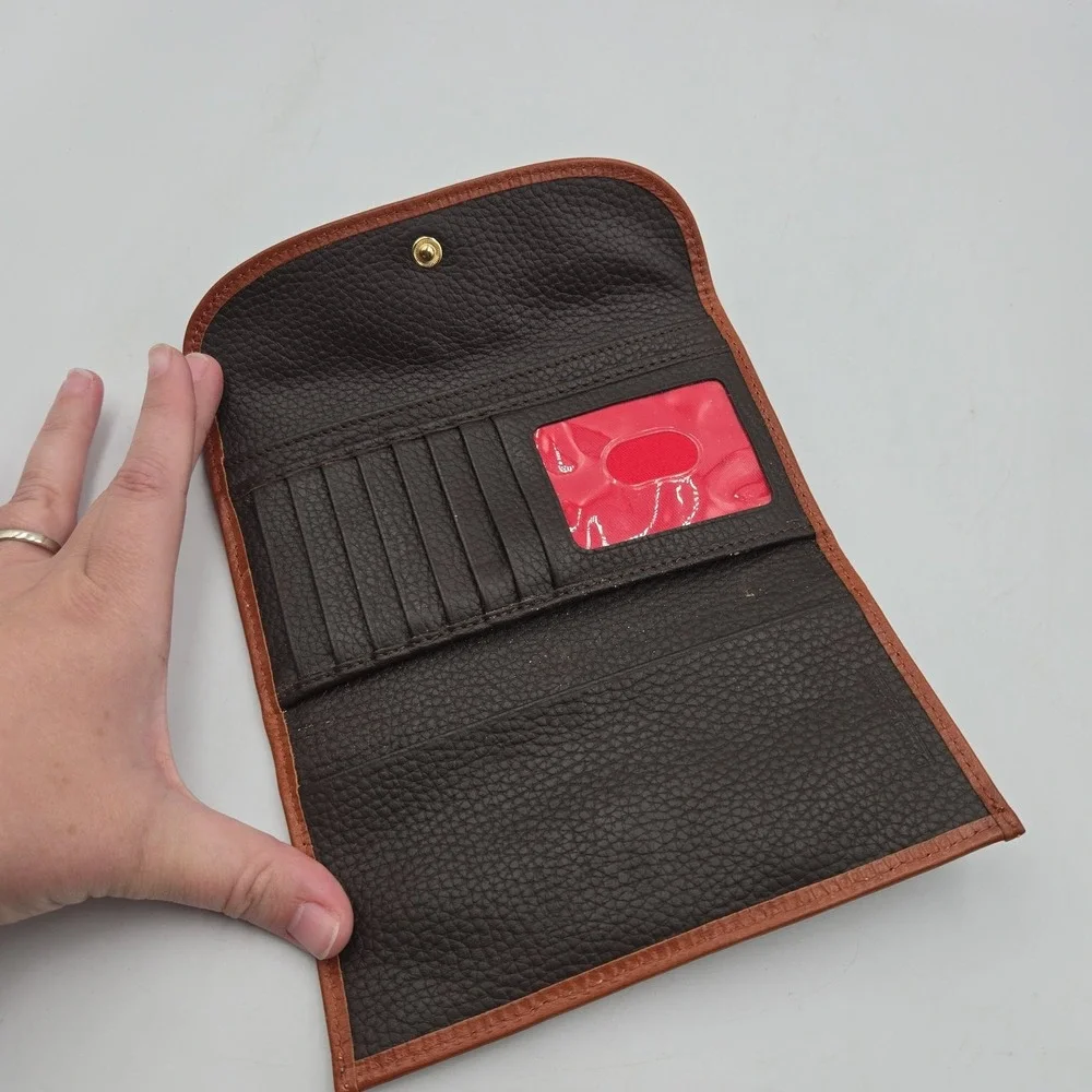 Vtg Dooney & Bourke Pebble Grain Continental Clutch Wallet Checkbook Brown Tan